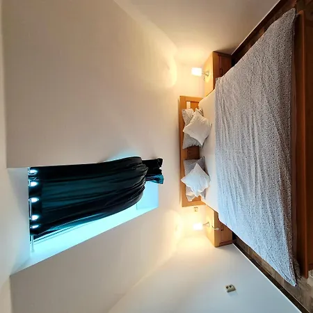 U Vachtu - Prvni Patro Daire Kubova Huť